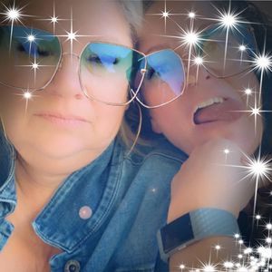 Meet your Posher, Nancy